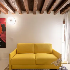 Palazzo Venere , Venice Italy